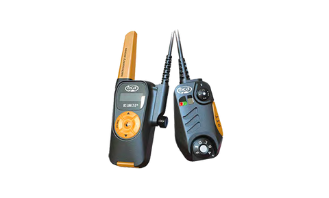 BC LINK™ TWO-WAY RADIO 2.0 BLACK/GOLD